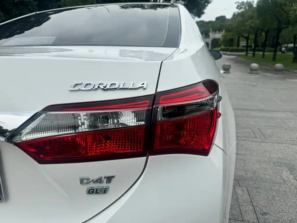 Toyota Corolla — миниатюра 15