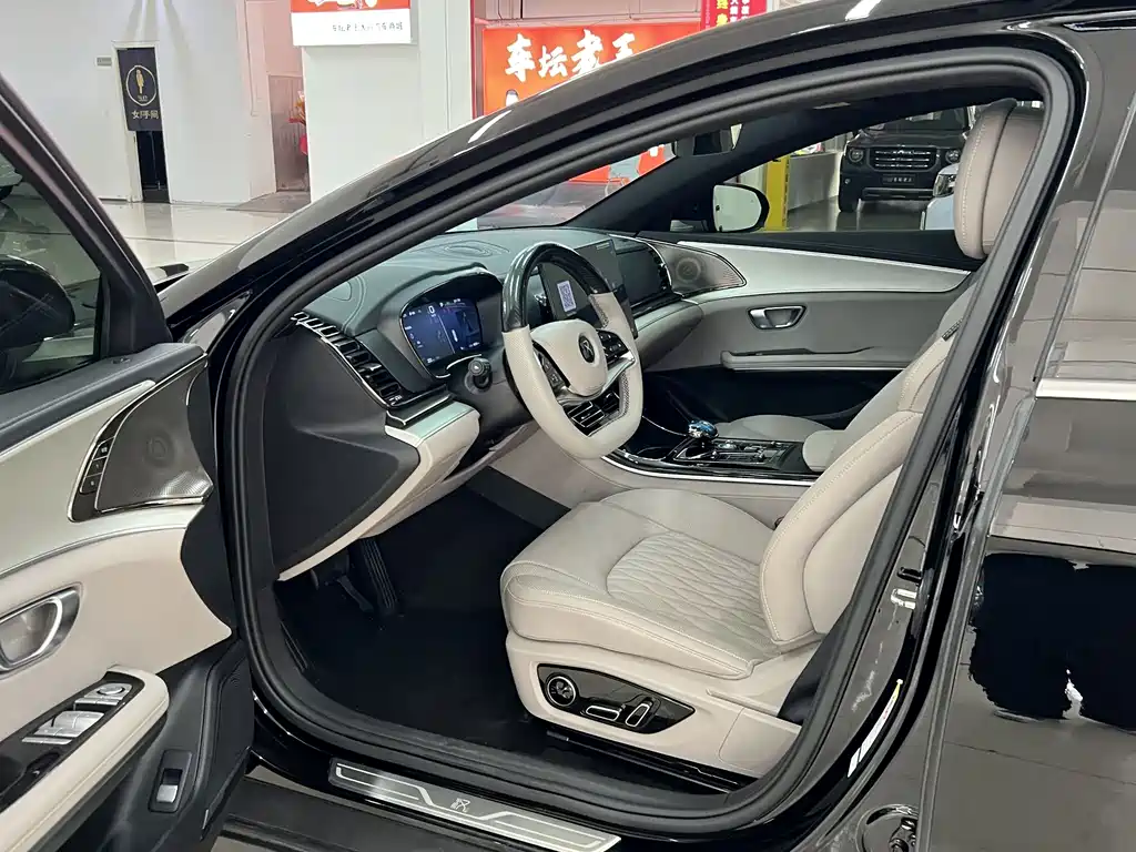 BYD Han — миниатюра 9