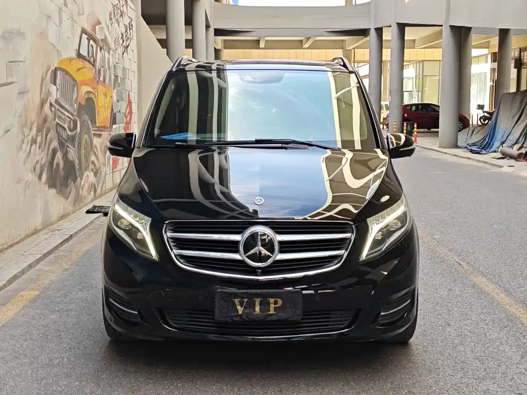 Mercedes-Benz V-Class — миниатюра 10