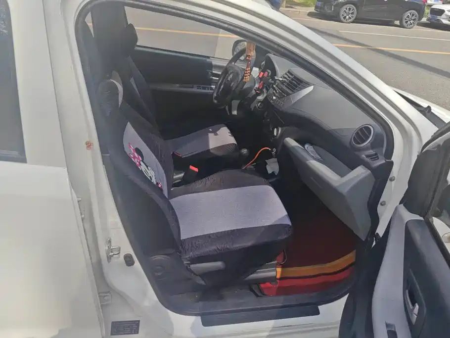 Suzuki Alto — миниатюра 8