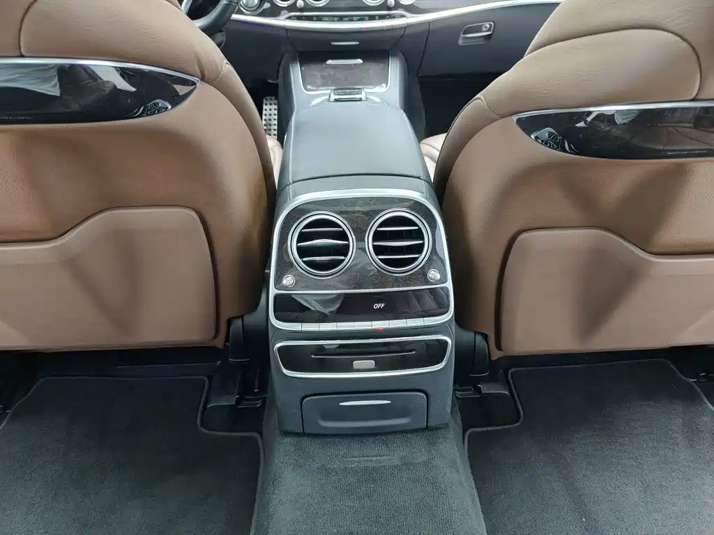 Mercedes-Benz S-Class — миниатюра 15