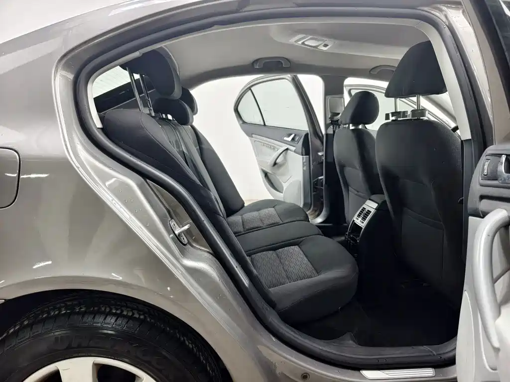 Skoda Octavia — миниатюра 15