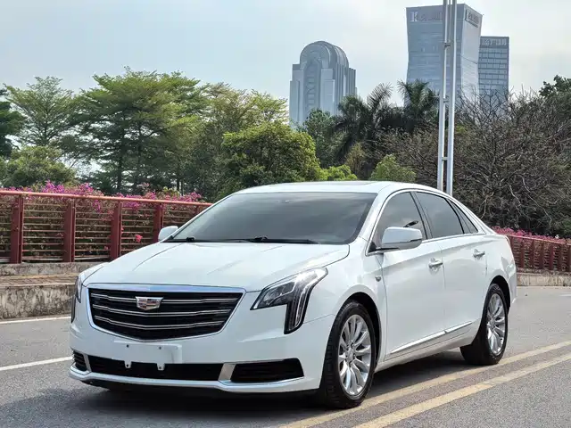Cadillac XTS
