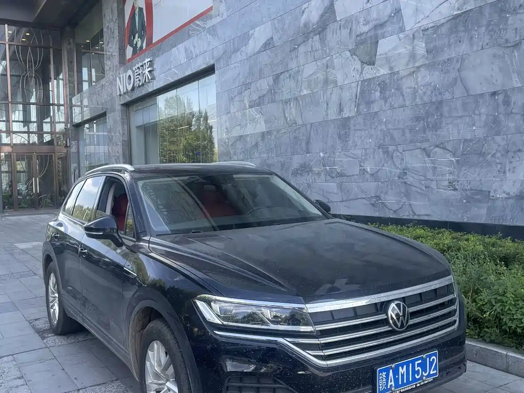 Volkswagen Touareg — миниатюра 2