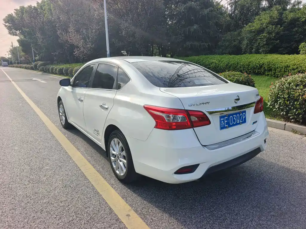 Nissan Sylphy — миниатюра 6