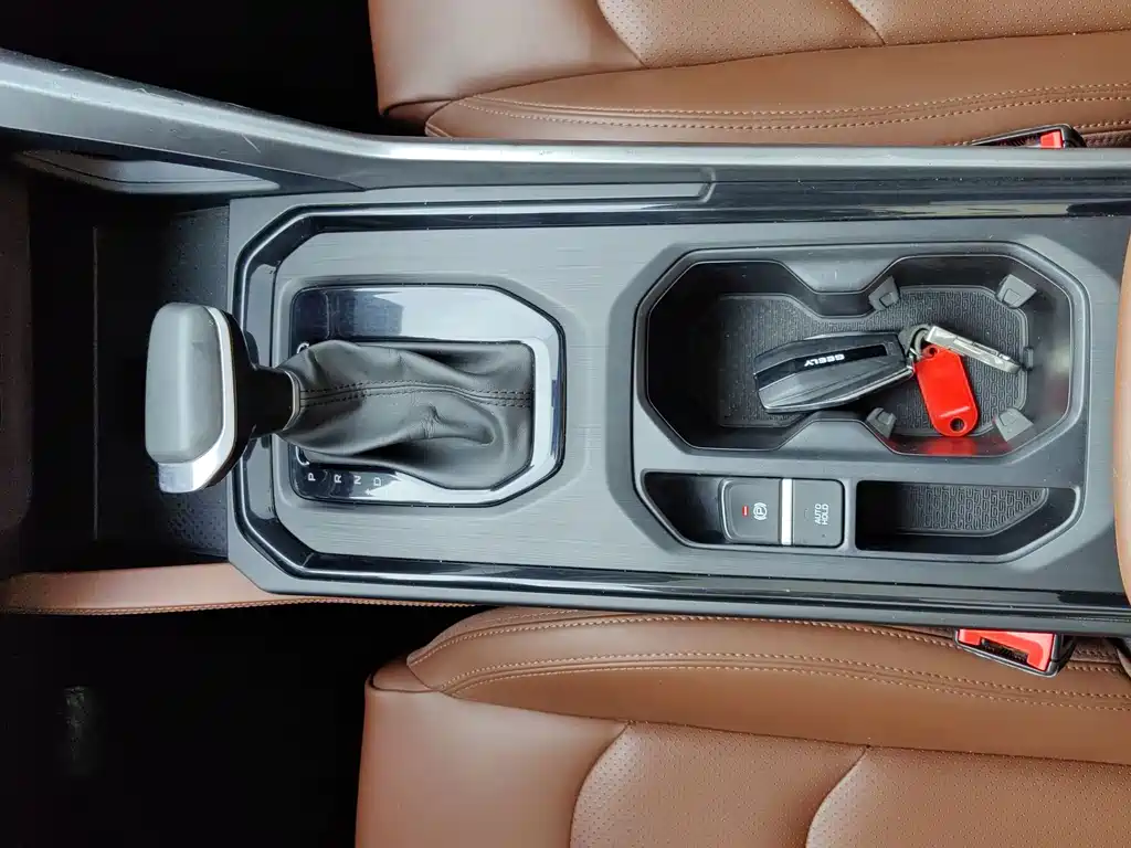 Geely Vision X6 — миниатюра 25