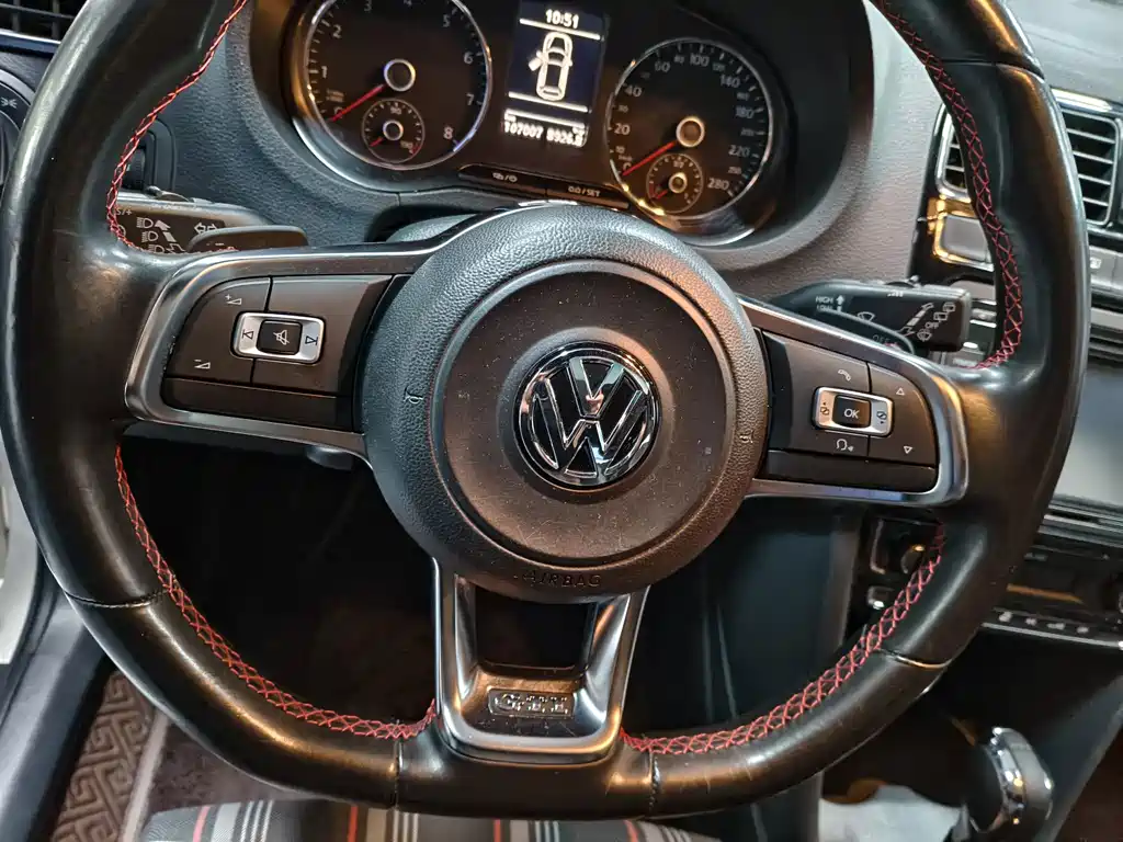 Volkswagen Polo 1.4TSI GTI, фото 11