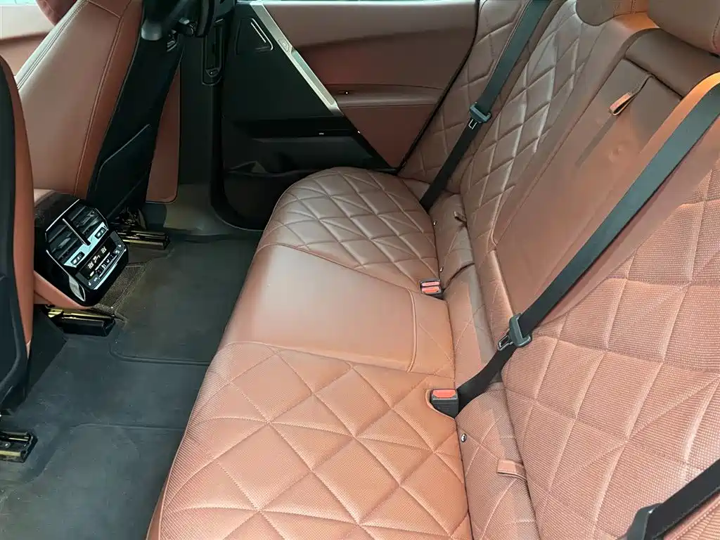 BMW BMW iX M60 — миниатюра 9