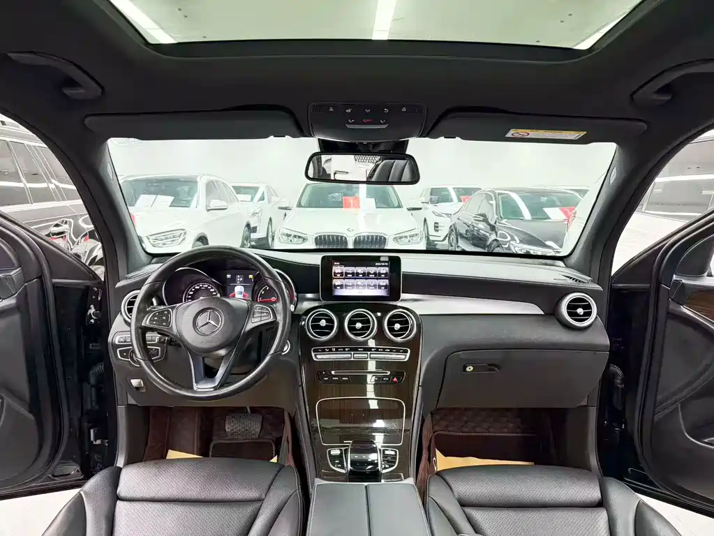Mercedes-Benz GLC — миниатюра 9