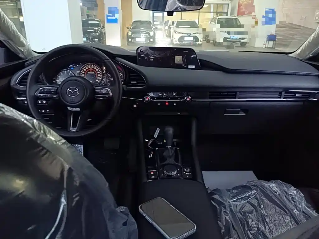 Mazda 3 Axela — миниатюра 10