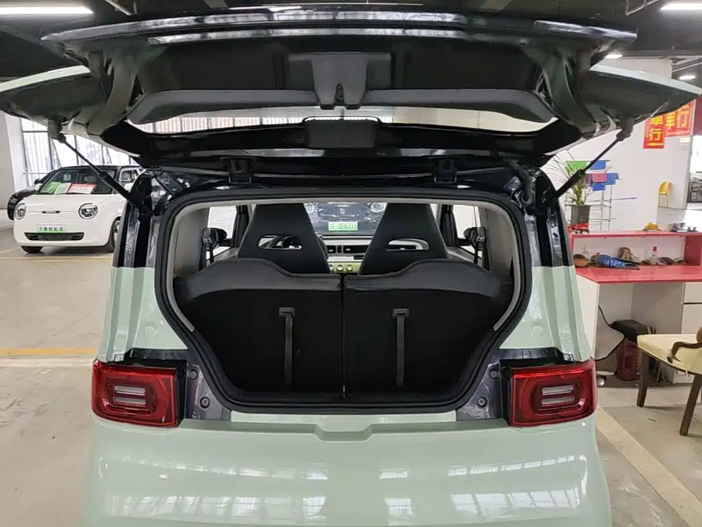 Wuling MINIEV — миниатюра 19