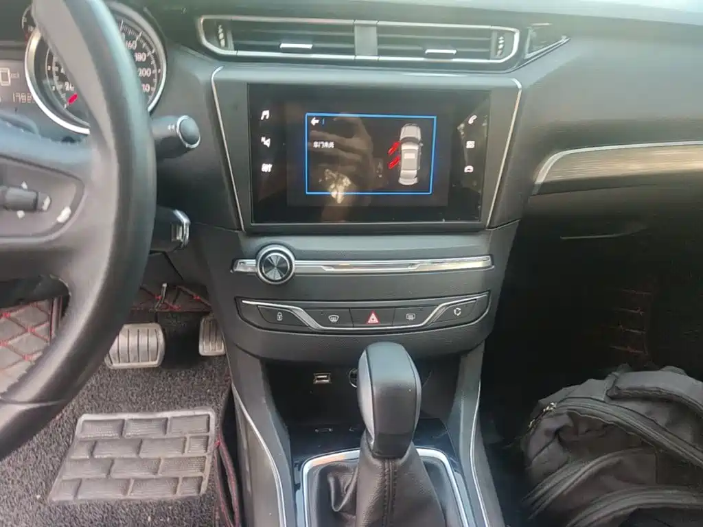 Peugeot 408 — миниатюра 13