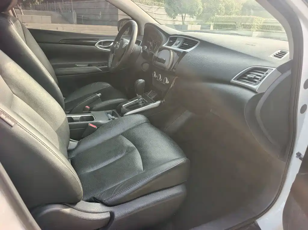 Nissan Sylphy — миниатюра 8