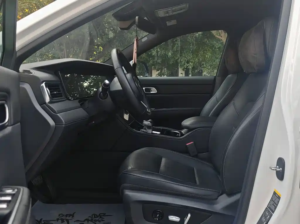 Li Auto Li ONE — миниатюра 6