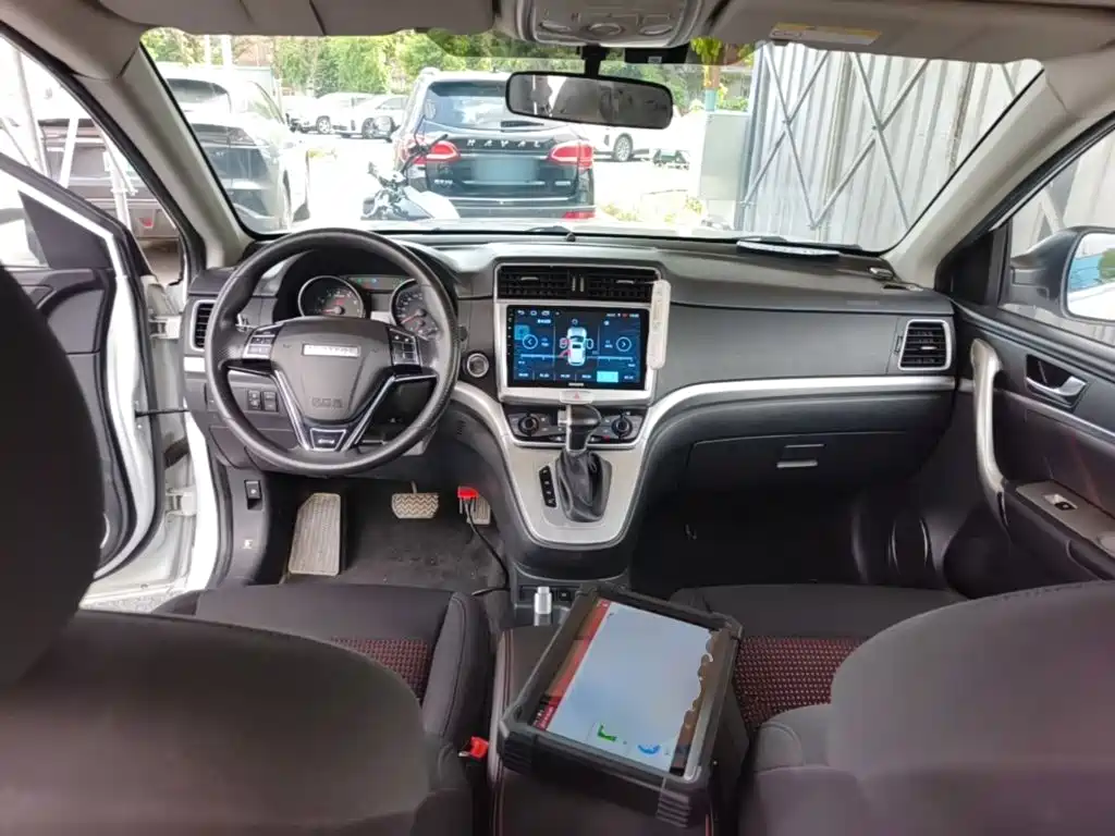 Haval M6 — миниатюра 10