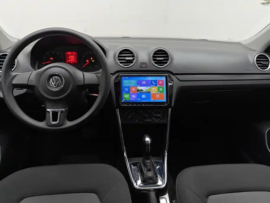 Volkswagen Jetta — миниатюра 12
