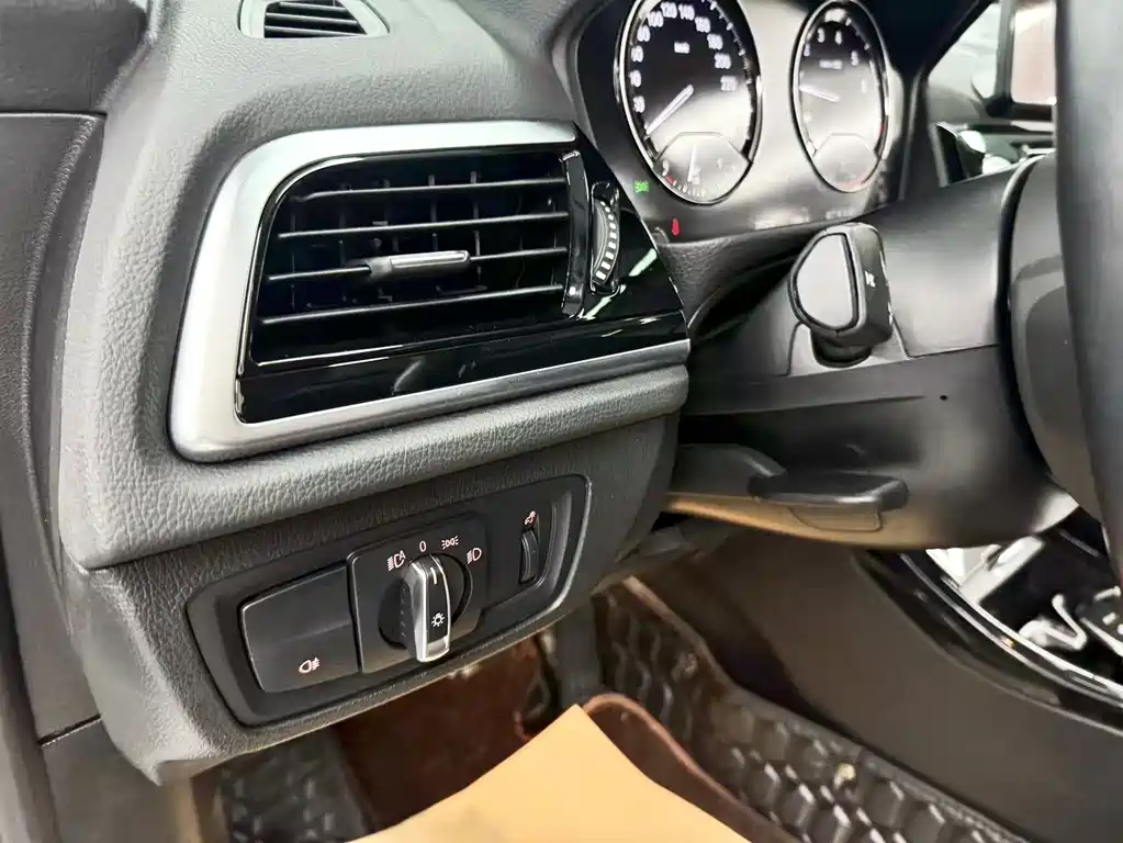 BMW 1 Series — миниатюра 14