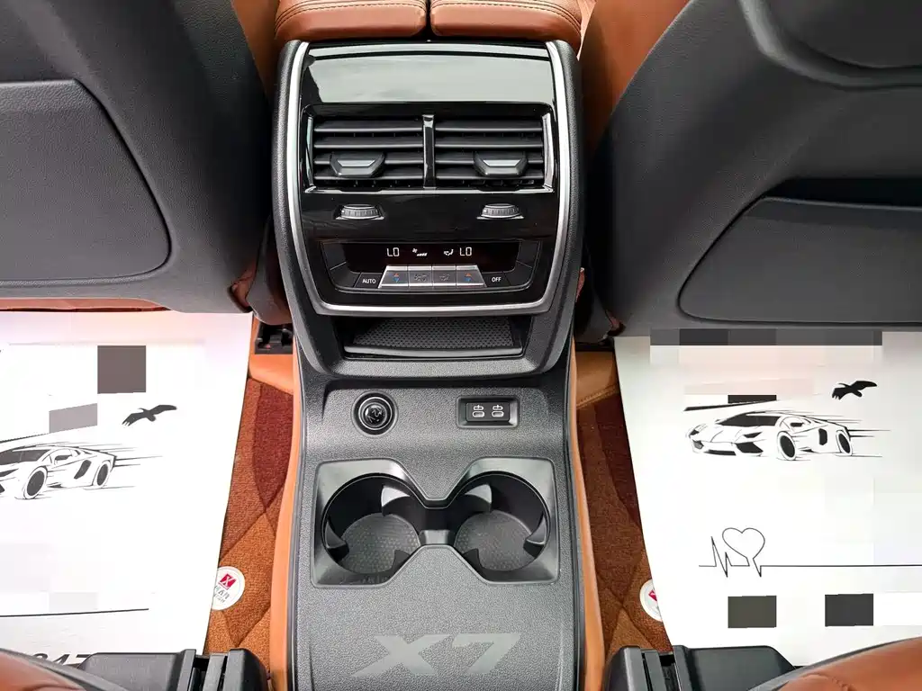 BMW X7 — миниатюра 15