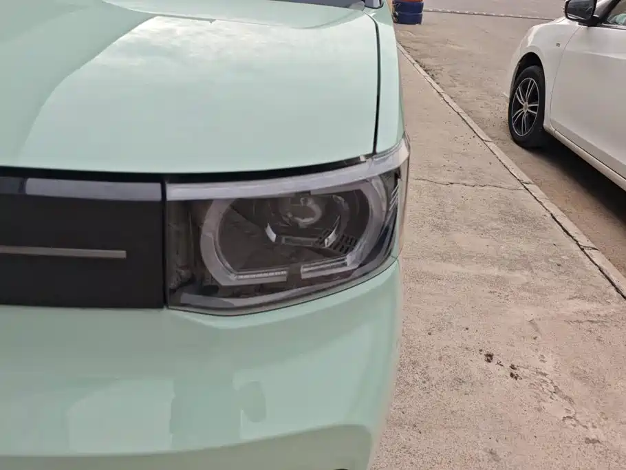 Wuling MINIEV — миниатюра 5
