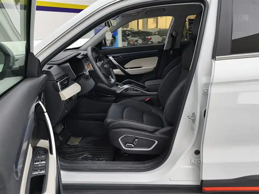 GEELY AUTOMOBILE BOYUE