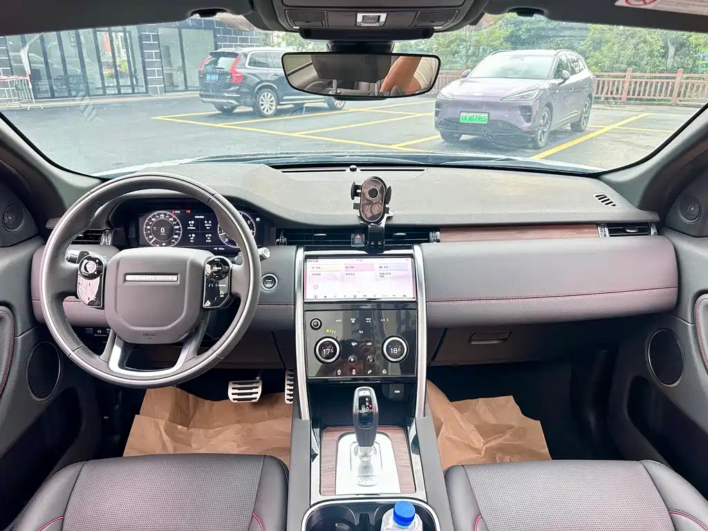 Land Rover Discovery Sport — миниатюра 19