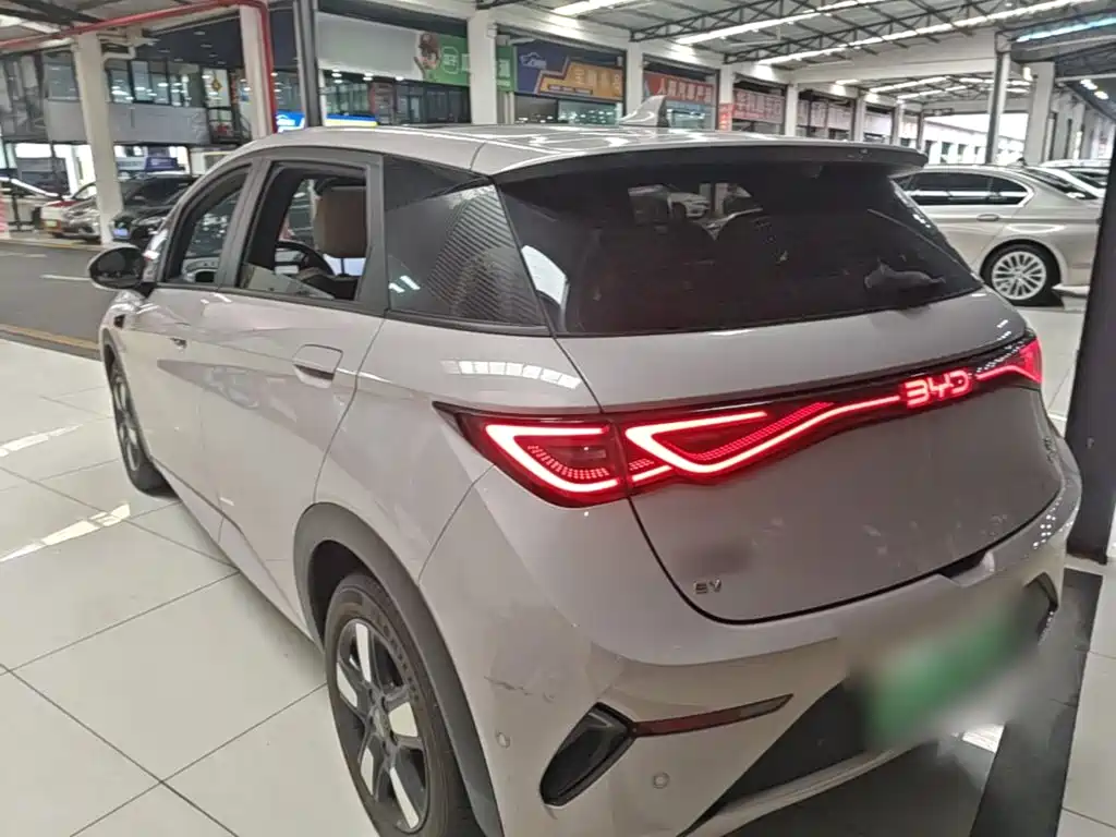 BYD Dolphin — миниатюра 5