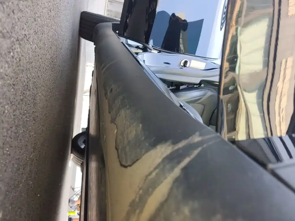 Tesla Model Y — миниатюра 21