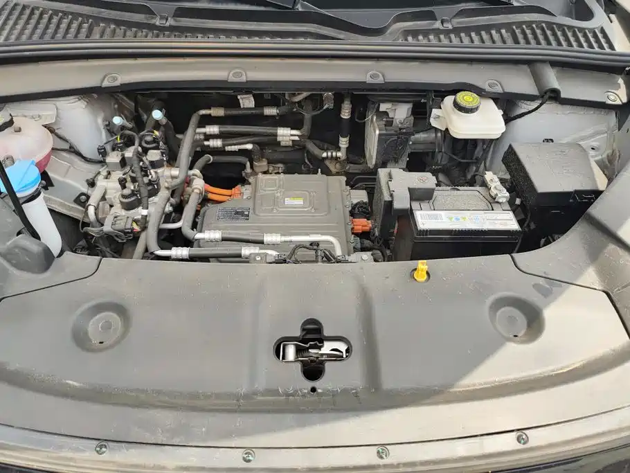 BYD Yuan UP — миниатюра 10