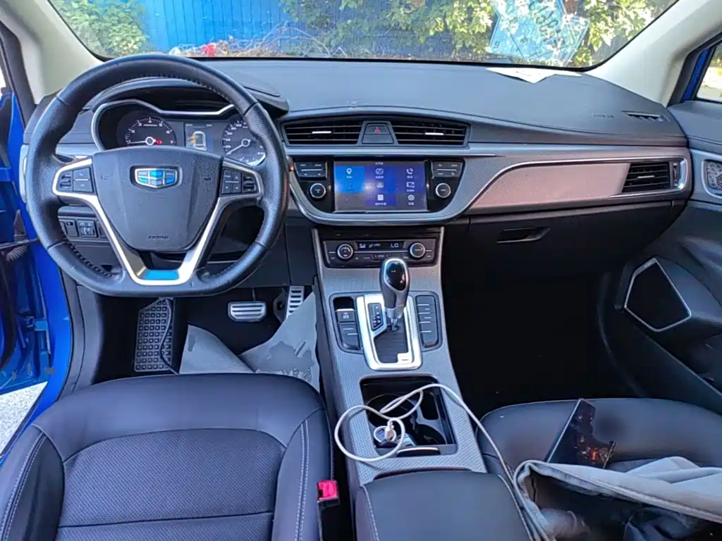 Geely Emgrand GS — миниатюра 10