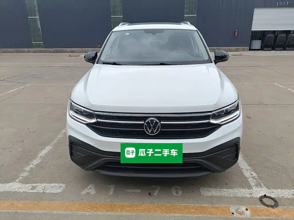 Volkswagen Tiguan L — миниатюра 3