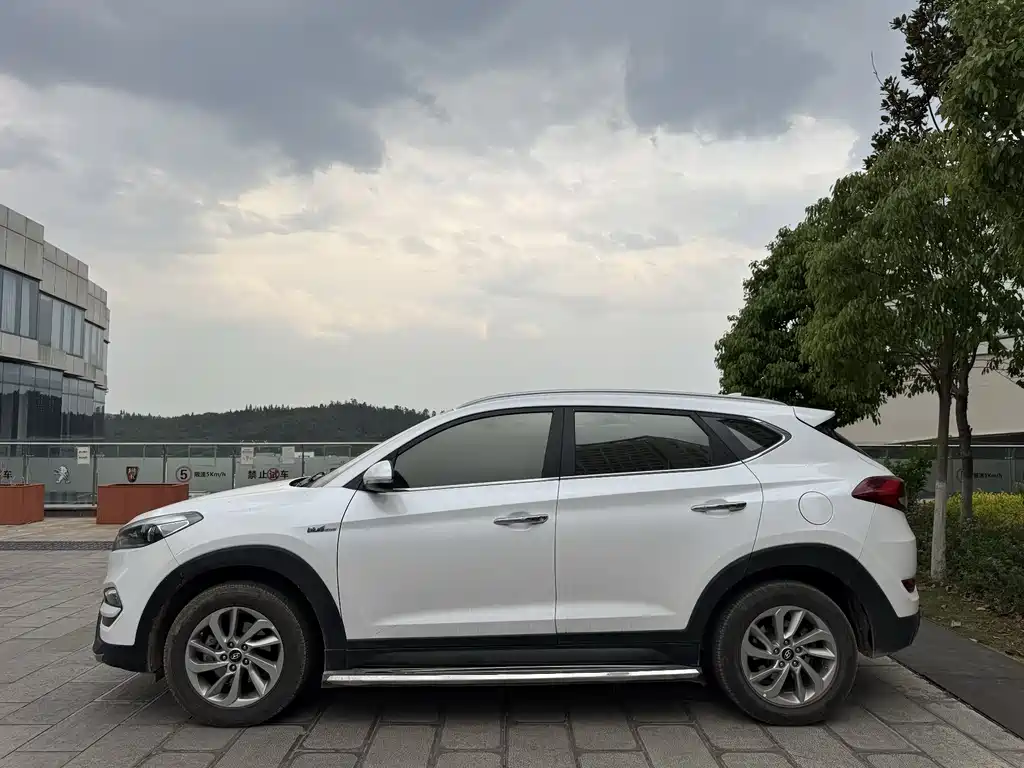 Hyundai Tucson 2015 1.6T DCT