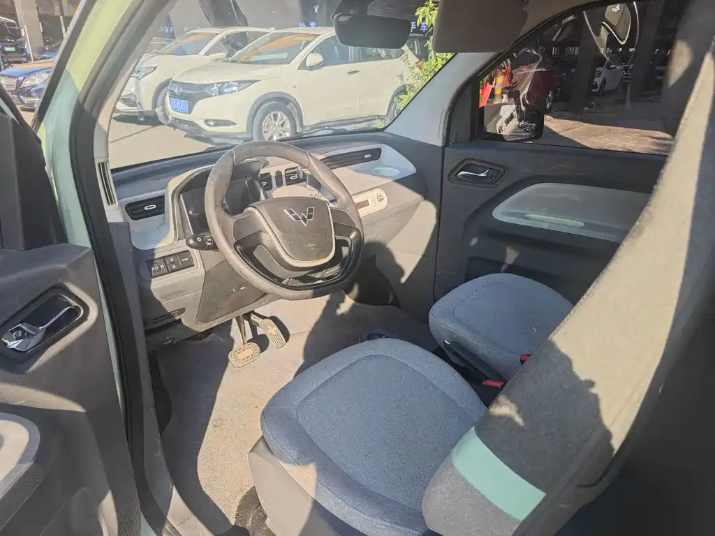 Wuling MINIEV — миниатюра 8