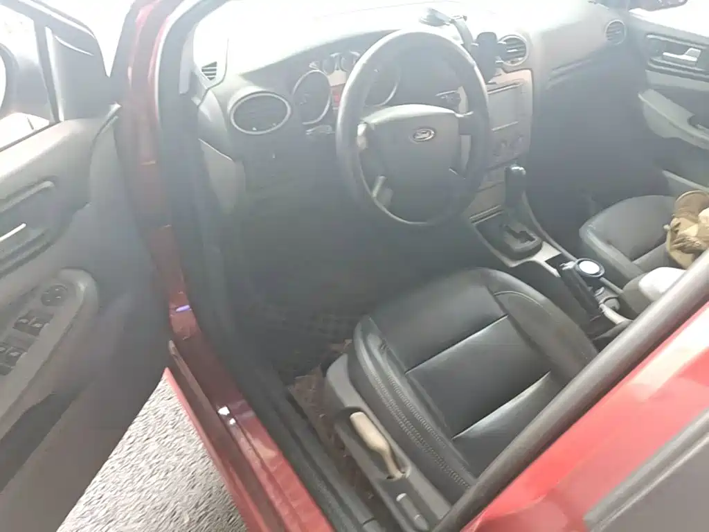 Ford Focus — миниатюра 16
