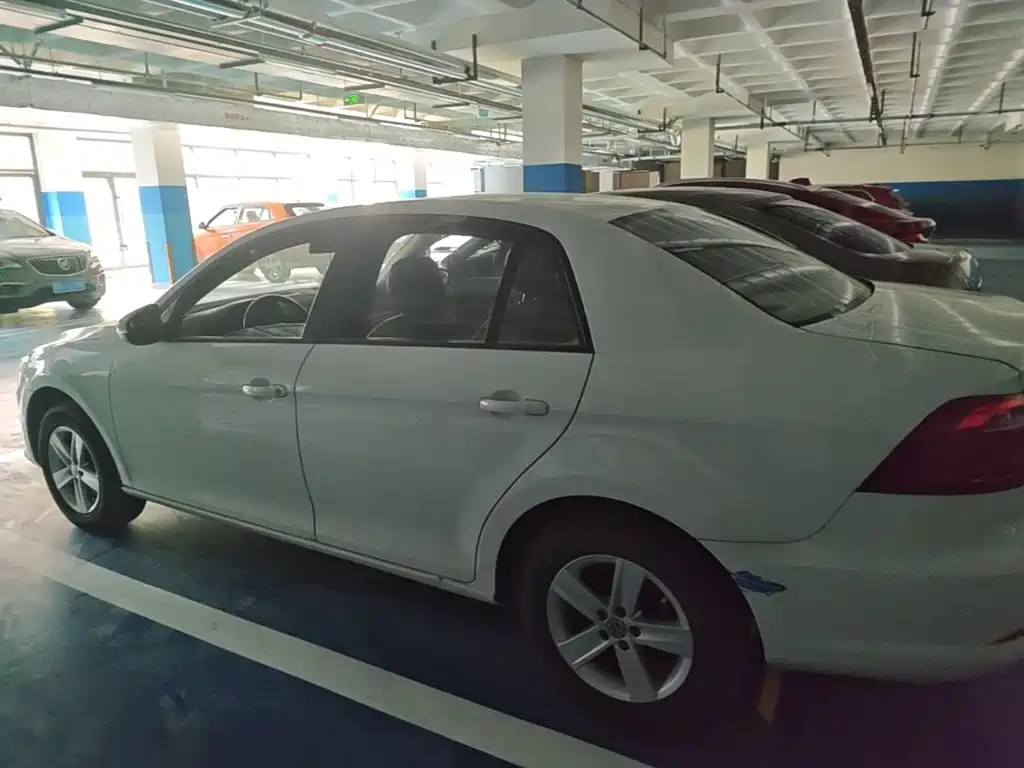 Volkswagen Bora — миниатюра 5