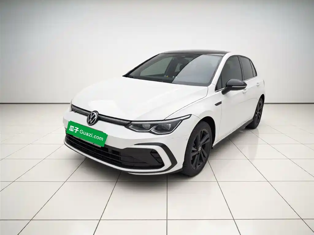 Volkswagen Golf 2021