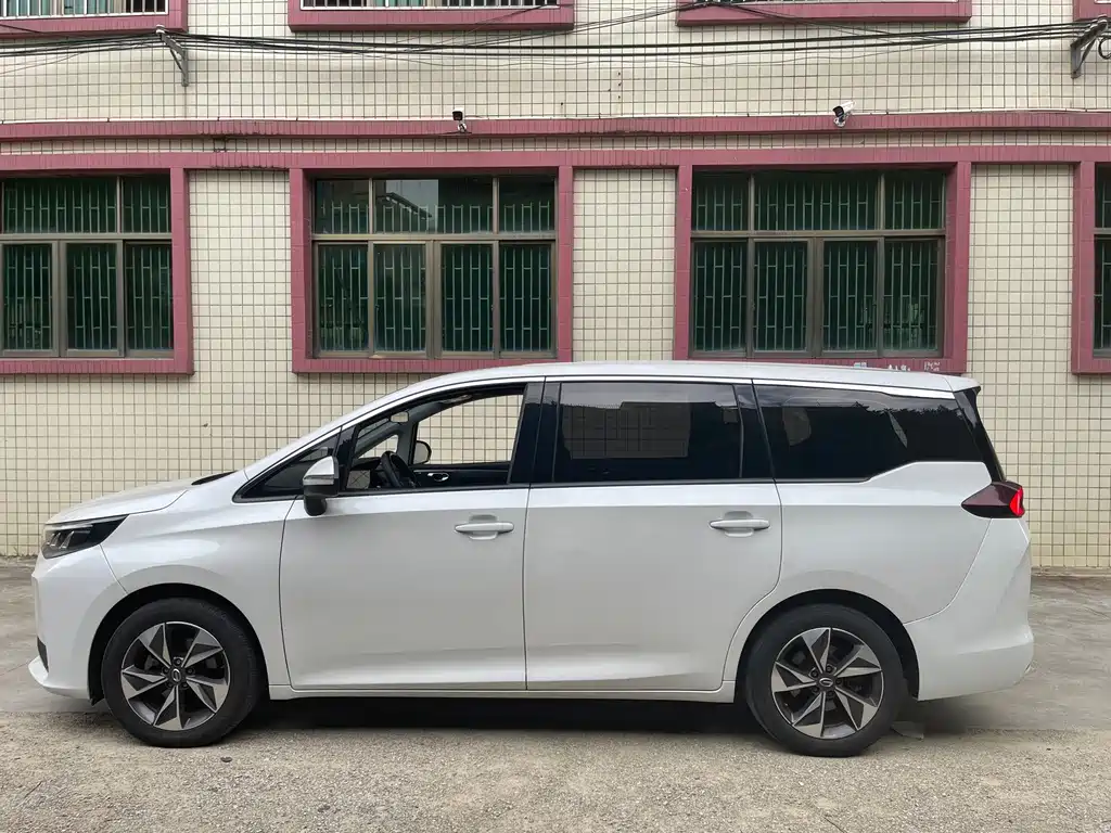 GAC Motor Trumpchi M6 — миниатюра 15