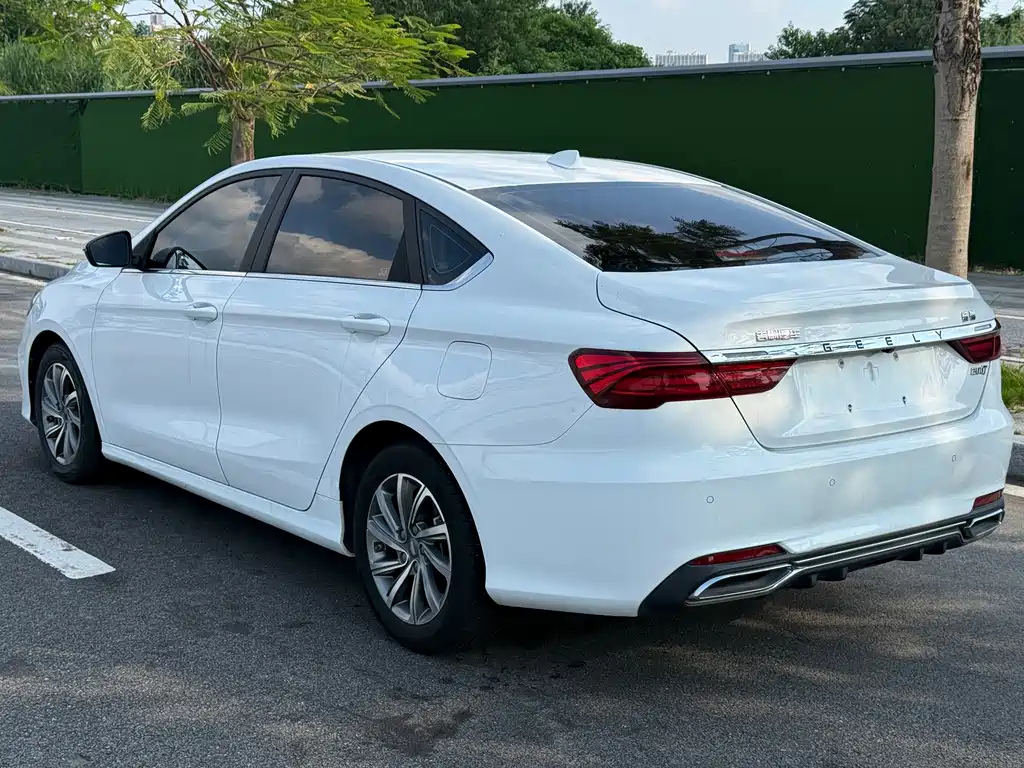 Geely Binrui — миниатюра 7