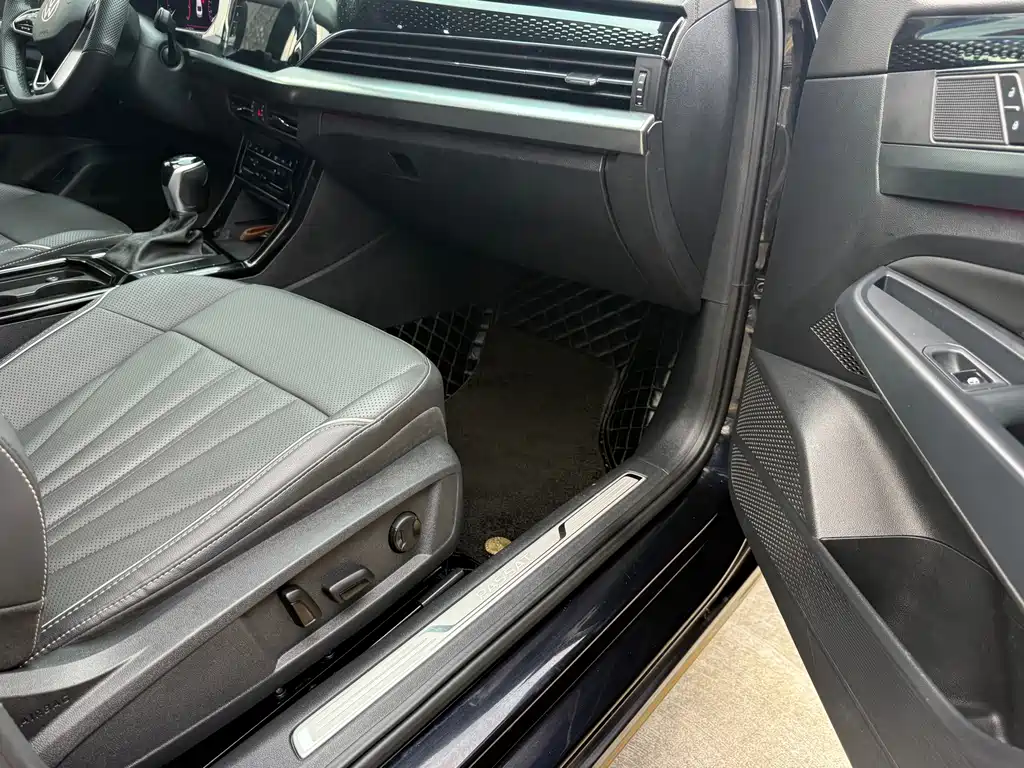 Volkswagen Passat — миниатюра 10