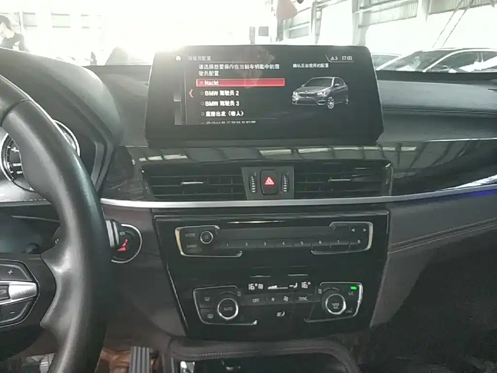 BMW X1 — миниатюра 13