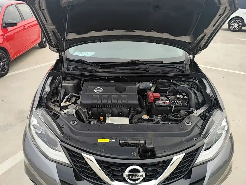 Nissan Tiida — миниатюра 20