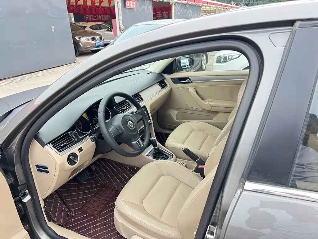 Volkswagen Bora — миниатюра 10