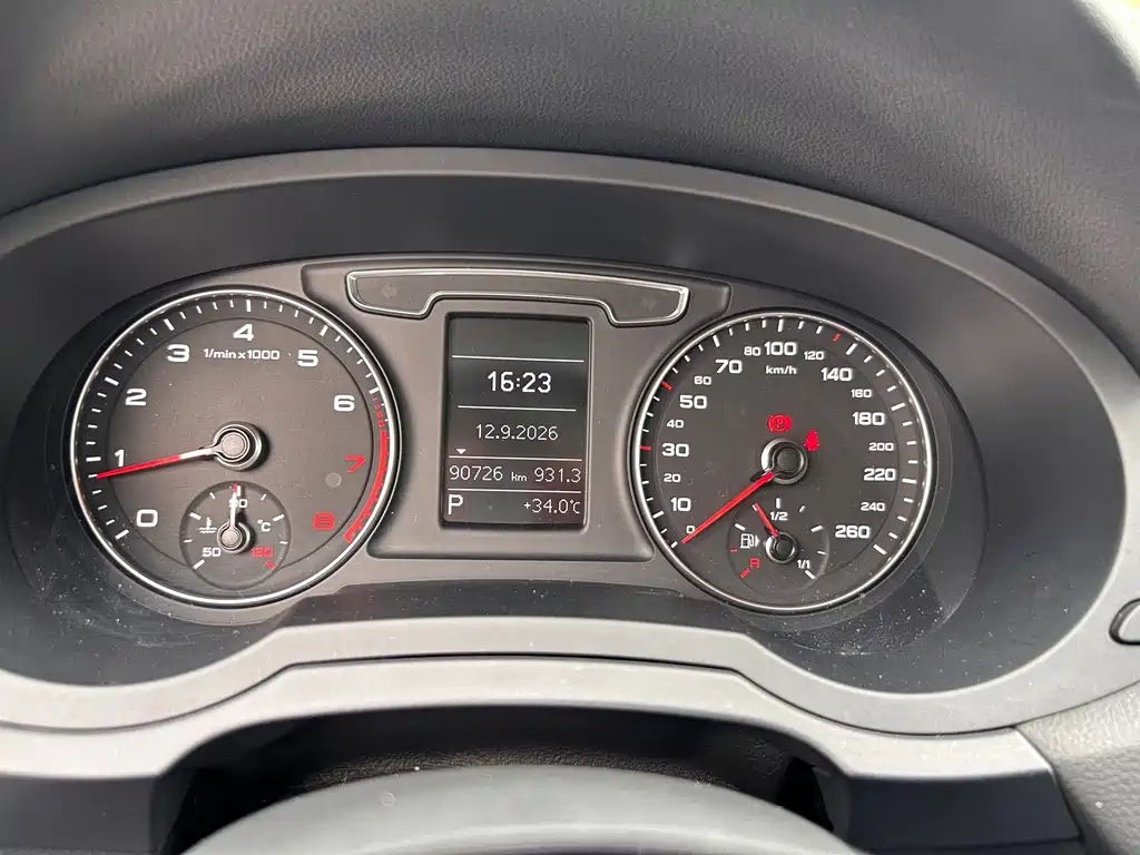 Audi Q3 — миниатюра 10