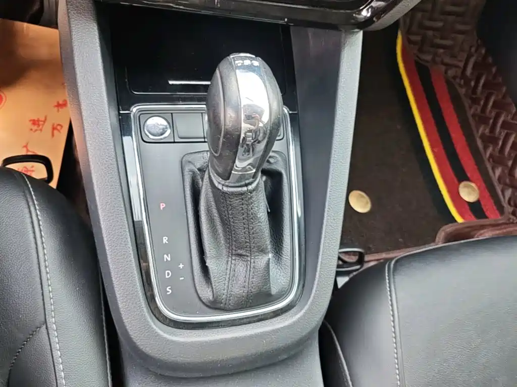 Volkswagen Sagitar — миниатюра 14