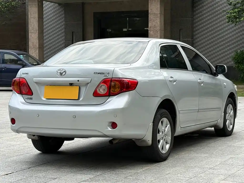 Toyota Corolla — миниатюра 13