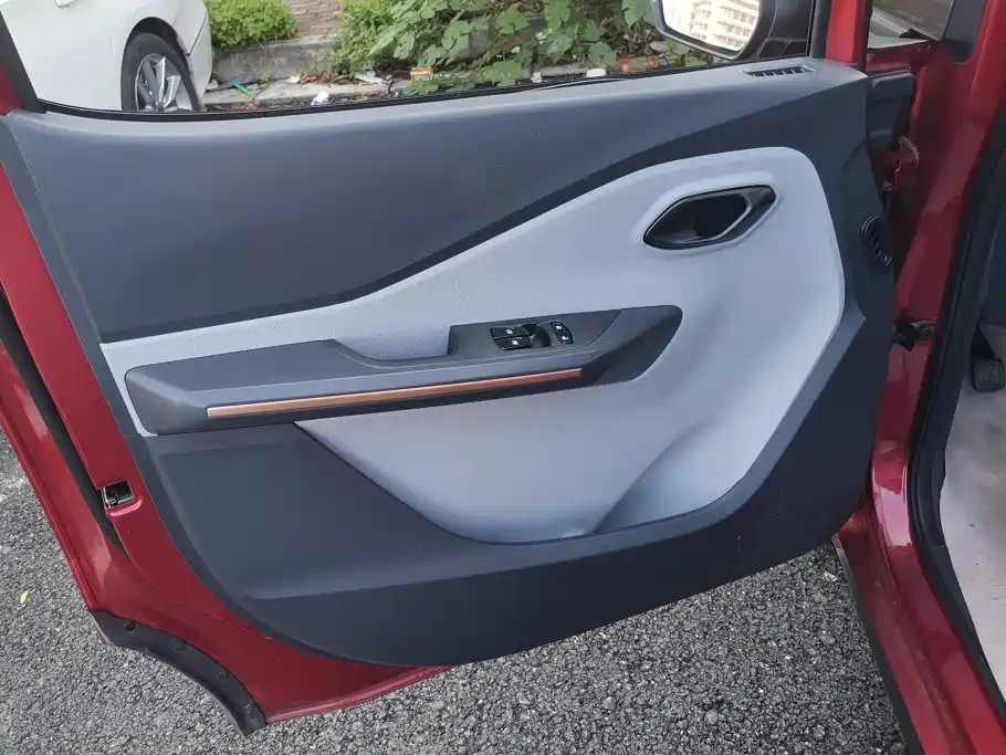 Baojun E200 — миниатюра 7