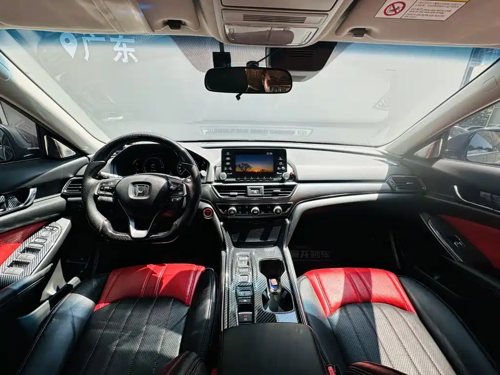 Honda Accord 2018 2.0L VI