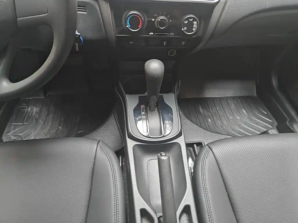 Honda City — миниатюра 14
