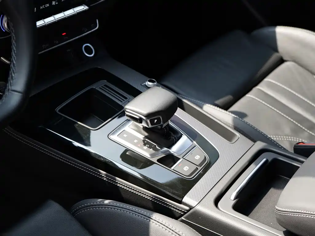 Audi Q5L — миниатюра 21