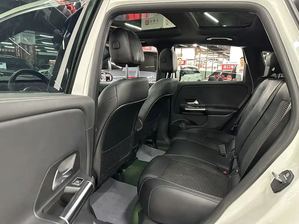 Mercedes-Benz B-Class — миниатюра 17