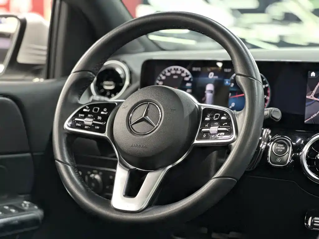Mercedes-Benz B-Class — миниатюра 25